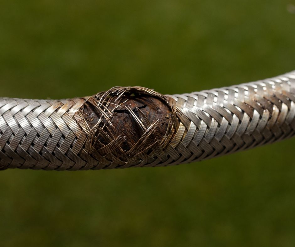 burst flexi hose